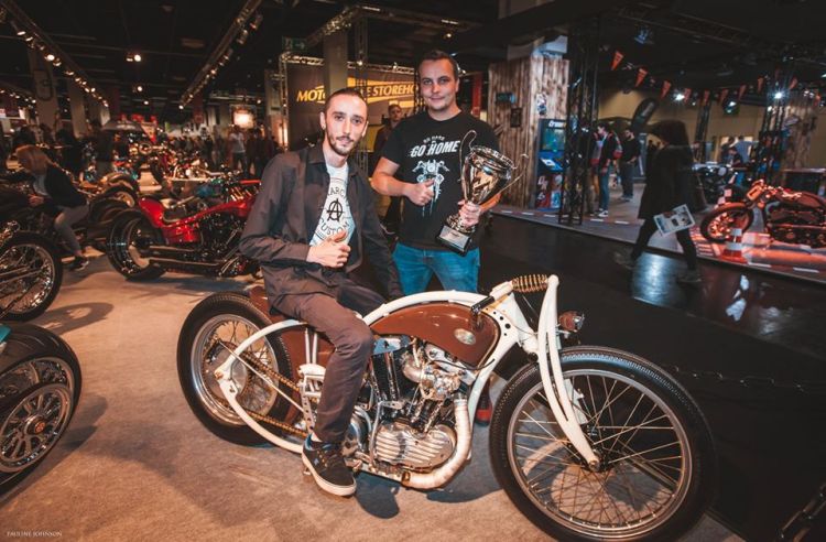 Rise-of-Anarchy-custom-made-motorcycle